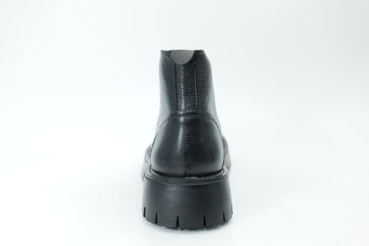 Platform shoes