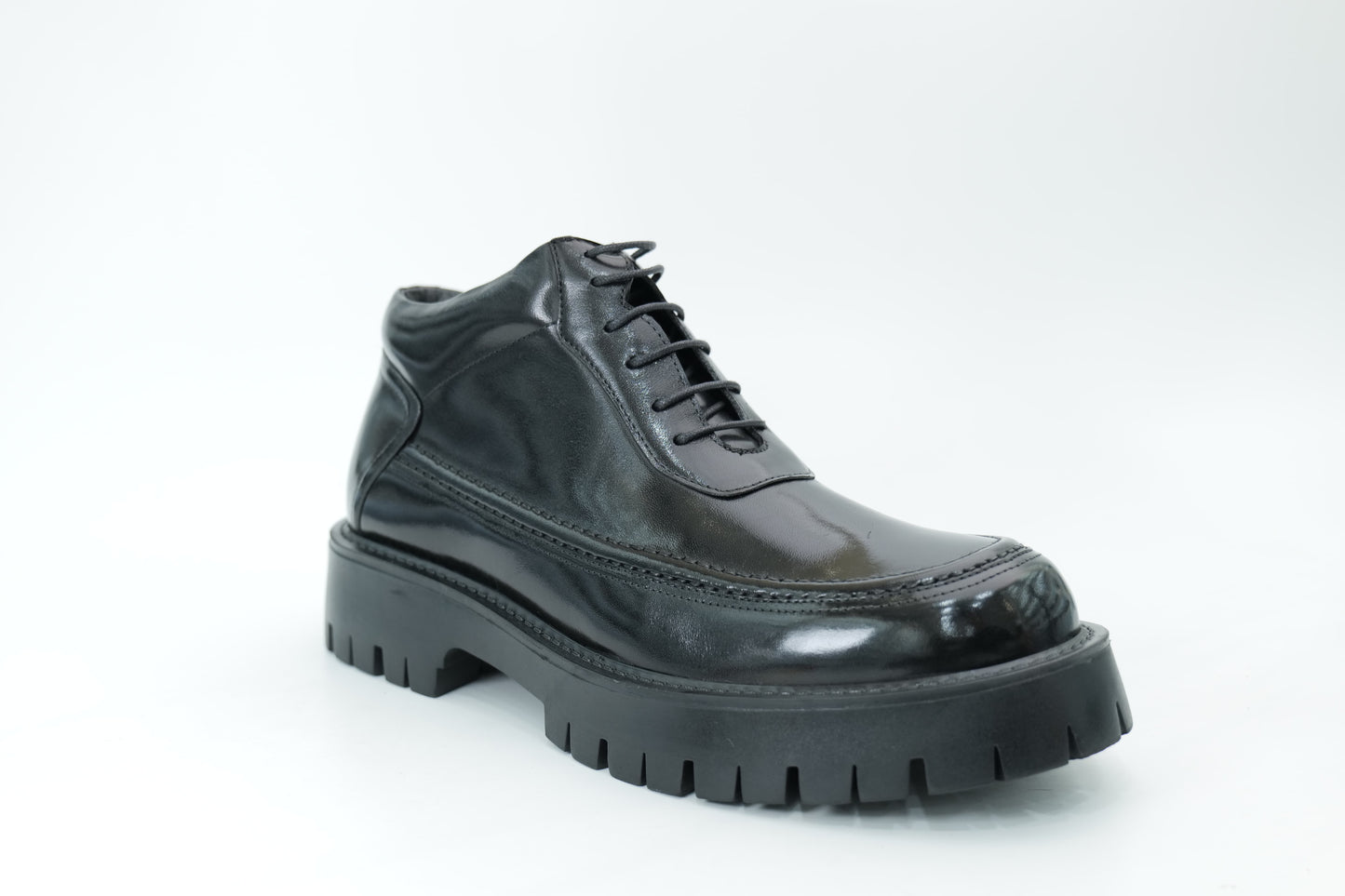 Platform shoes