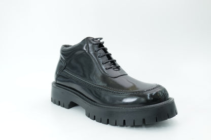Platform shoes