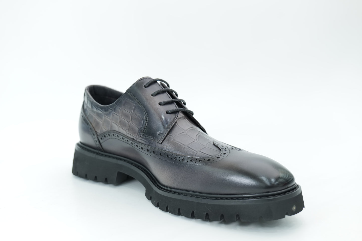 Platform shoes
