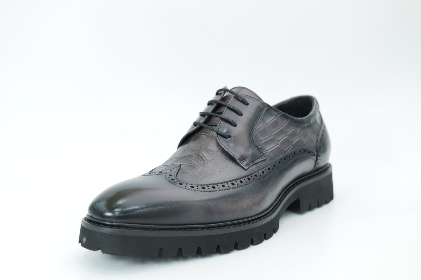 Platform shoes