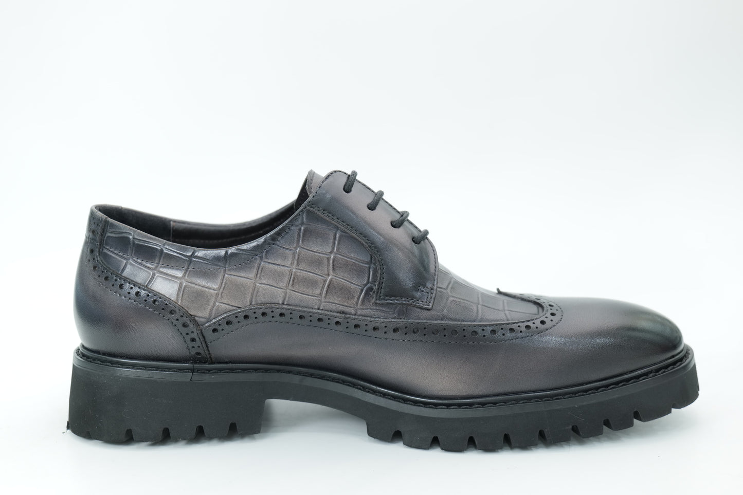 Platform shoes
