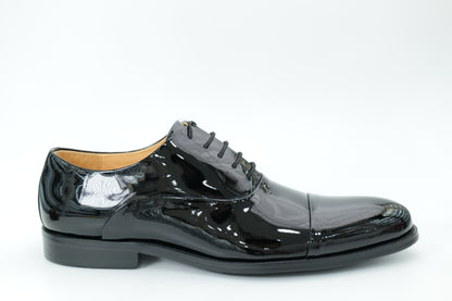 Oxford shoes