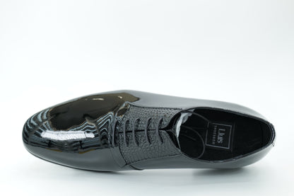 Oxford shoes