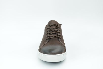 Casual sneakers