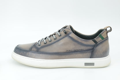 Casual sneakers