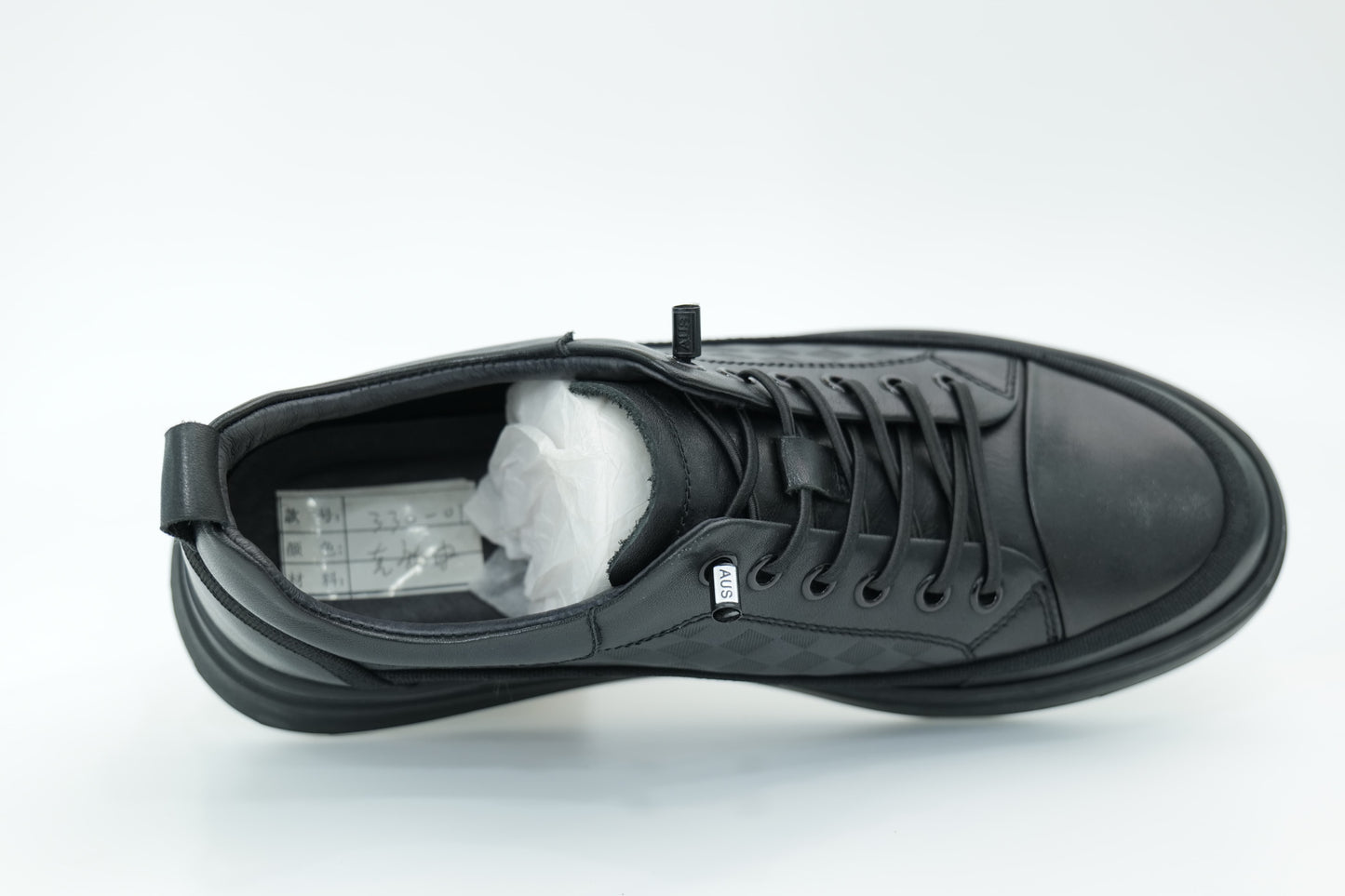Casual sneakers