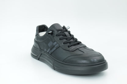 Casual sneakers