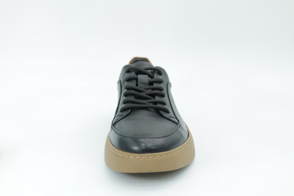 Casual sneakers