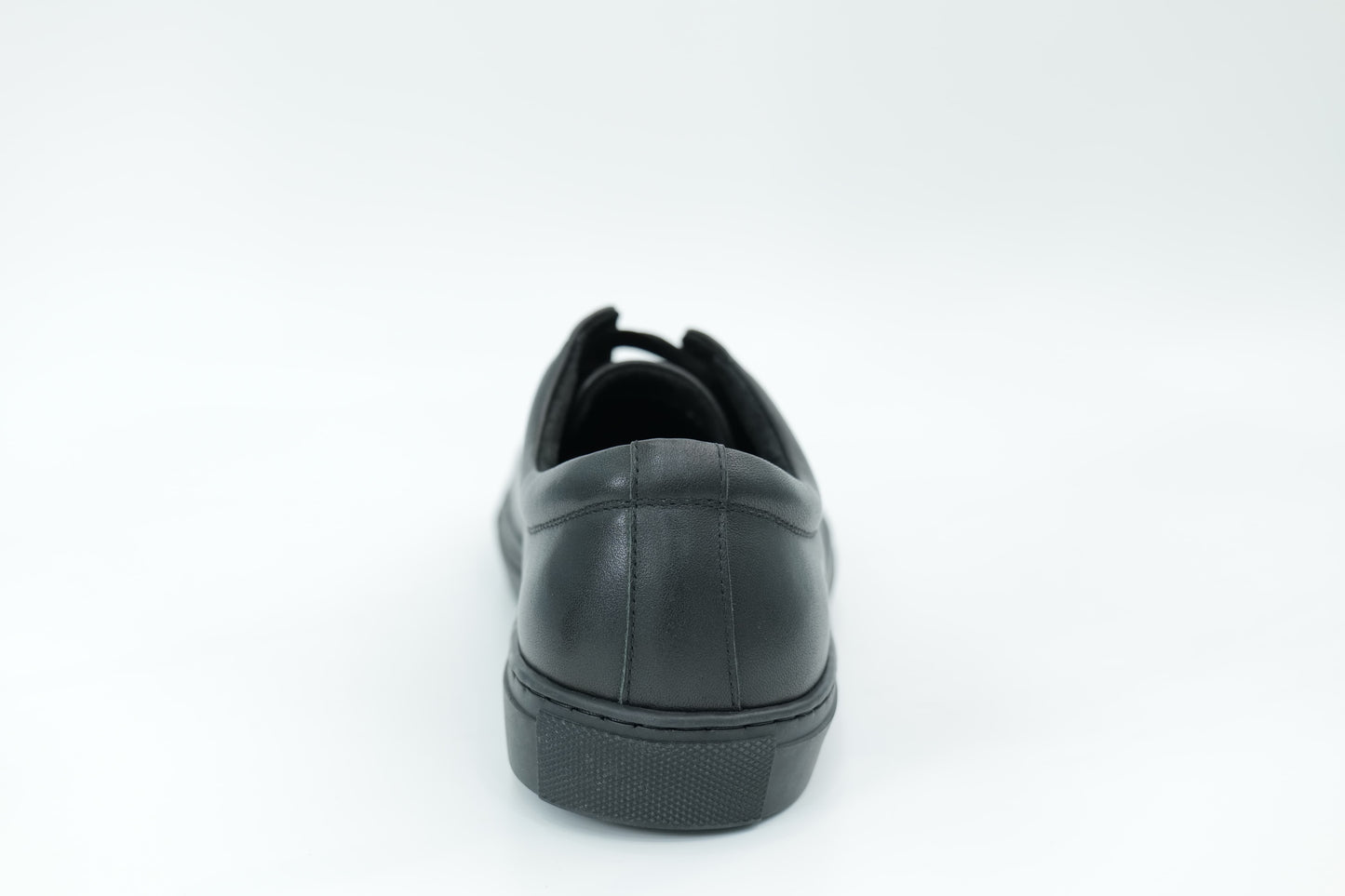 Casual sneakers
