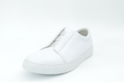 Casual sneakers