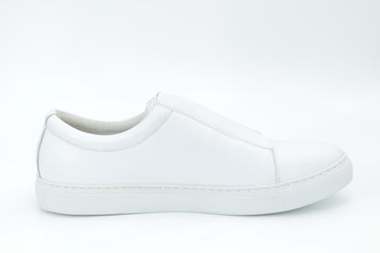 Casual sneakers