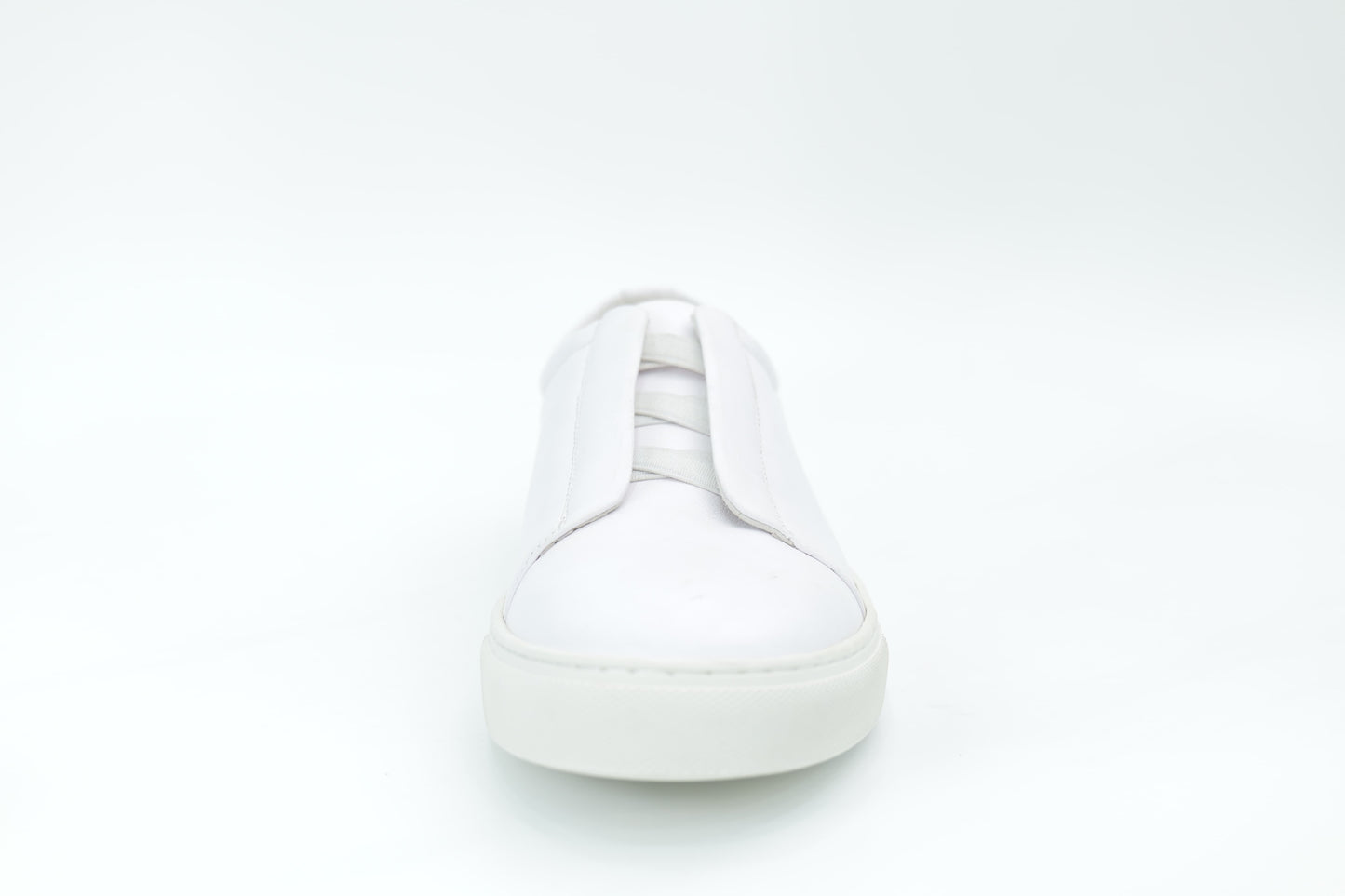 Casual sneakers