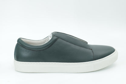 Casual sneakers
