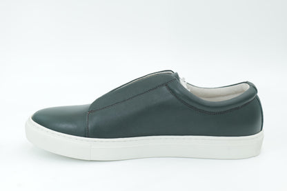 Casual sneakers