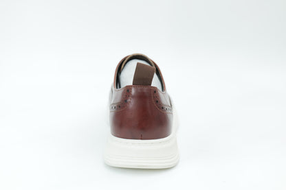 Casual sneakers