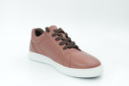 Casual sneakers