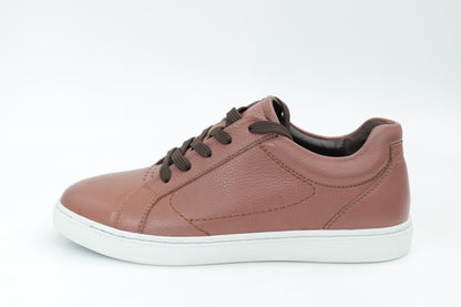 Casual sneakers