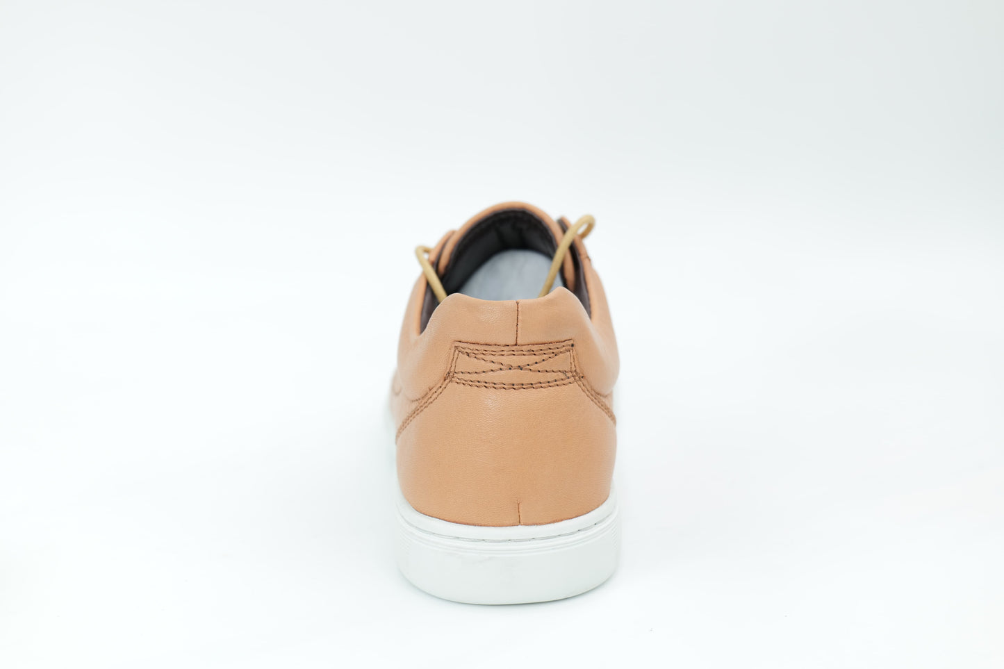 Casual sneakers