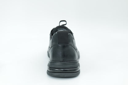 Casual sneakers