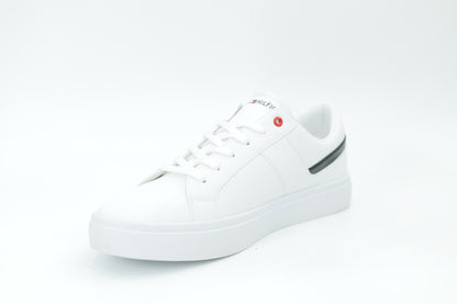 Casual sneakers