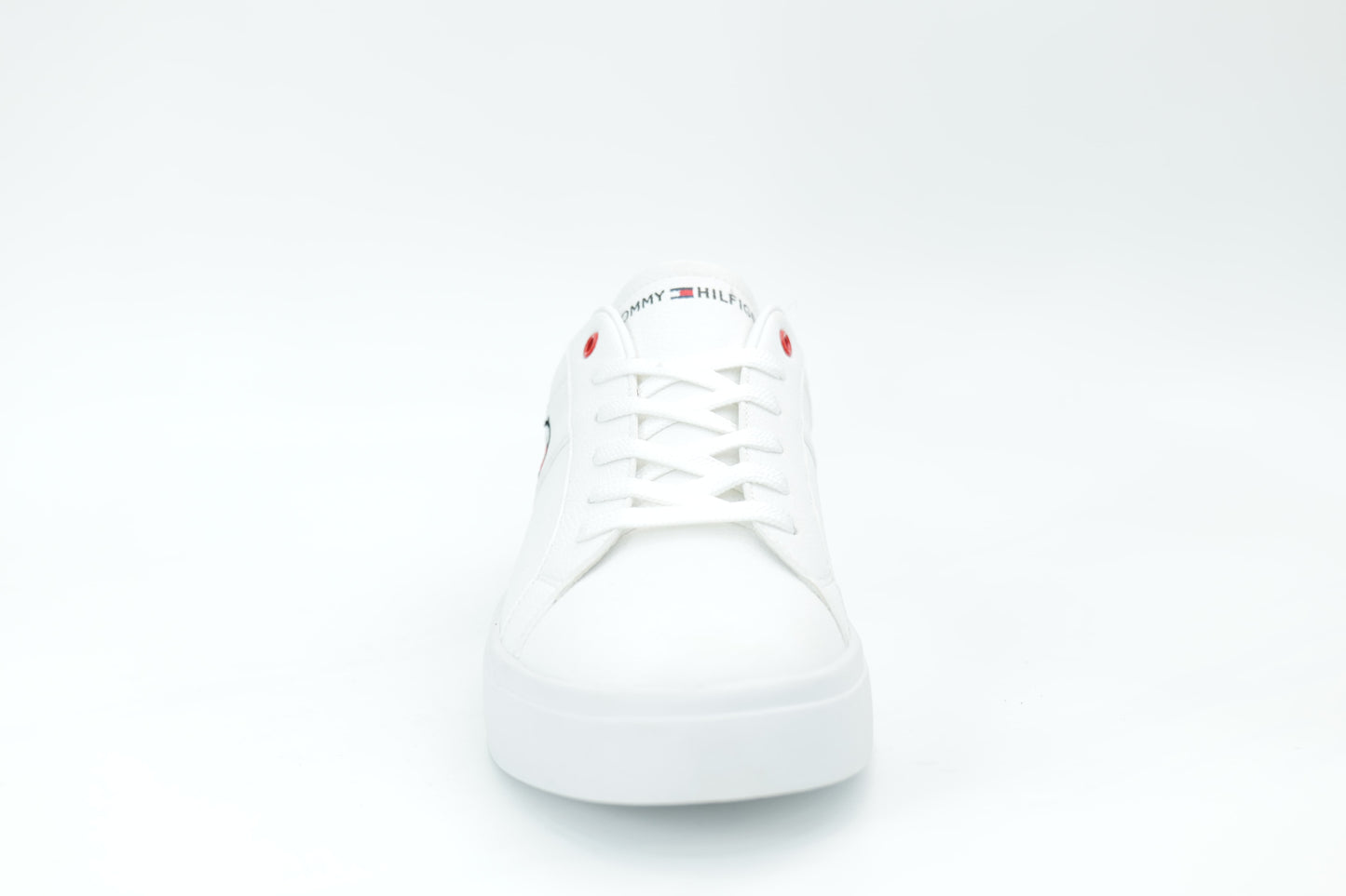 Casual sneakers