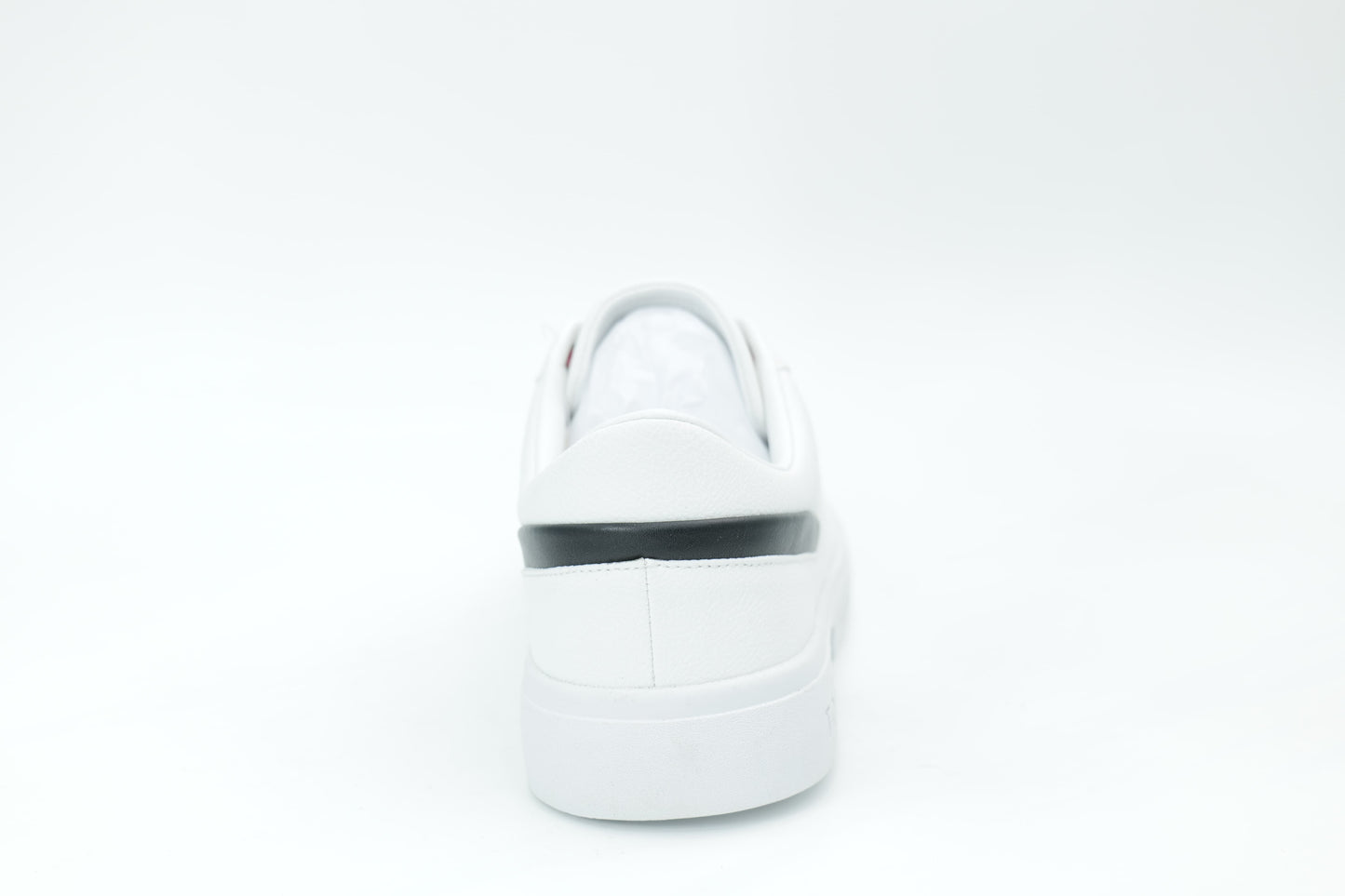 Casual sneakers