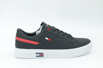 Casual sneakers