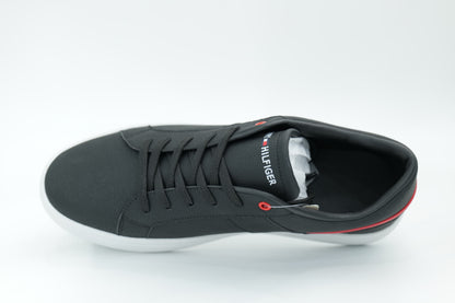 Casual sneakers