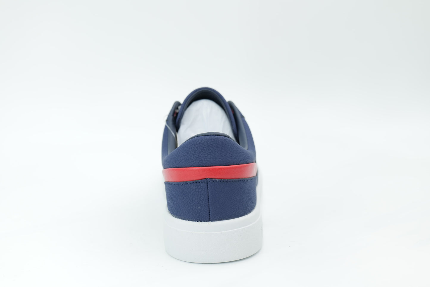 Casual sneakers