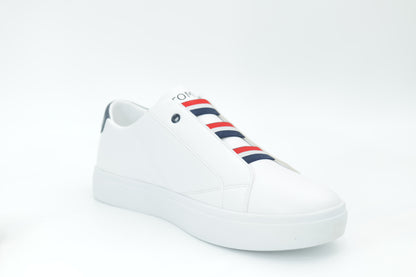 Casual sneakers