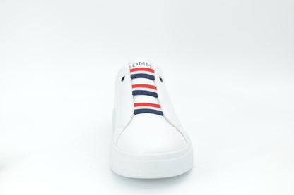 Casual sneakers