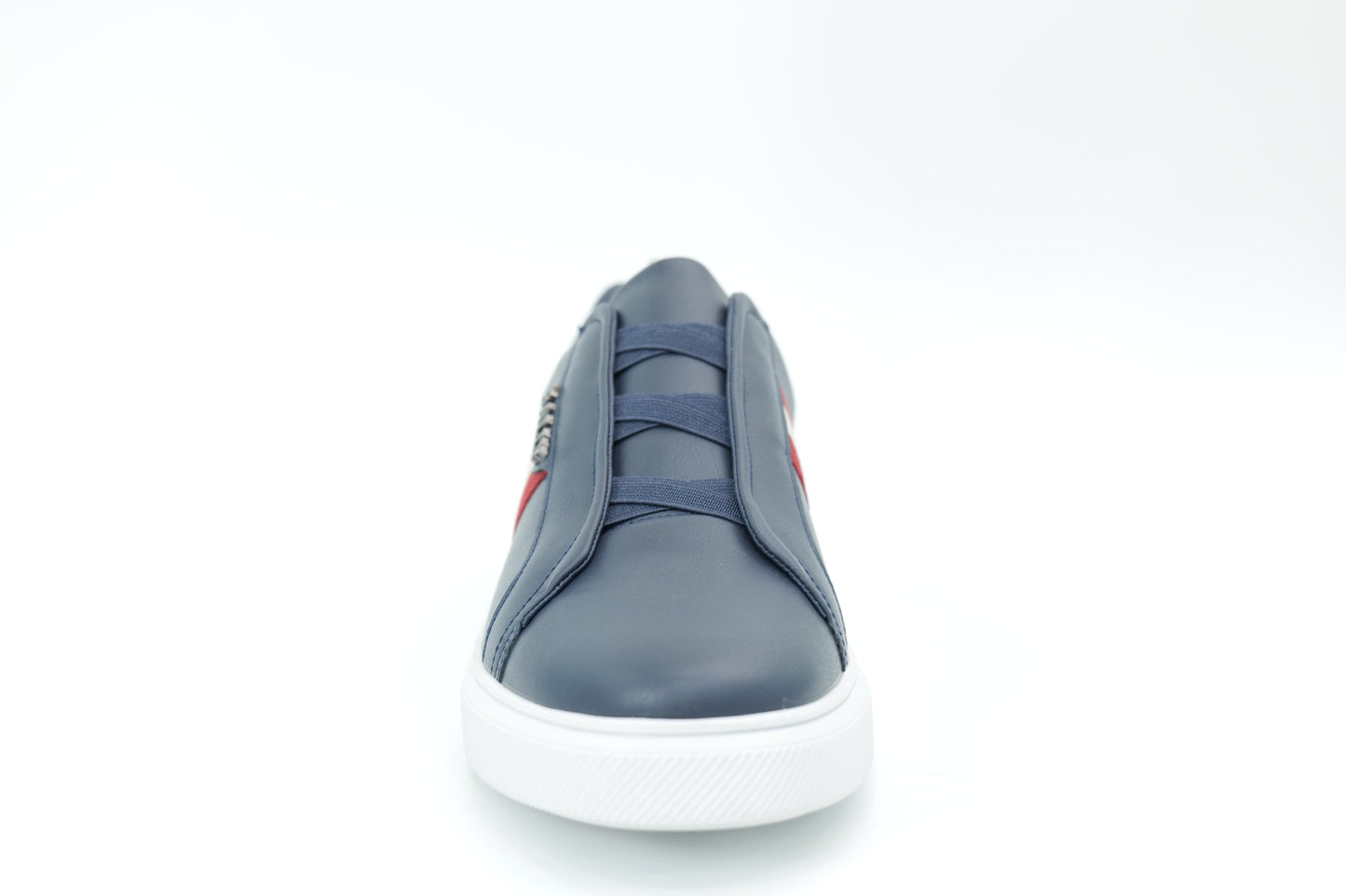 Casual sneakers