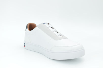Casual sneakers