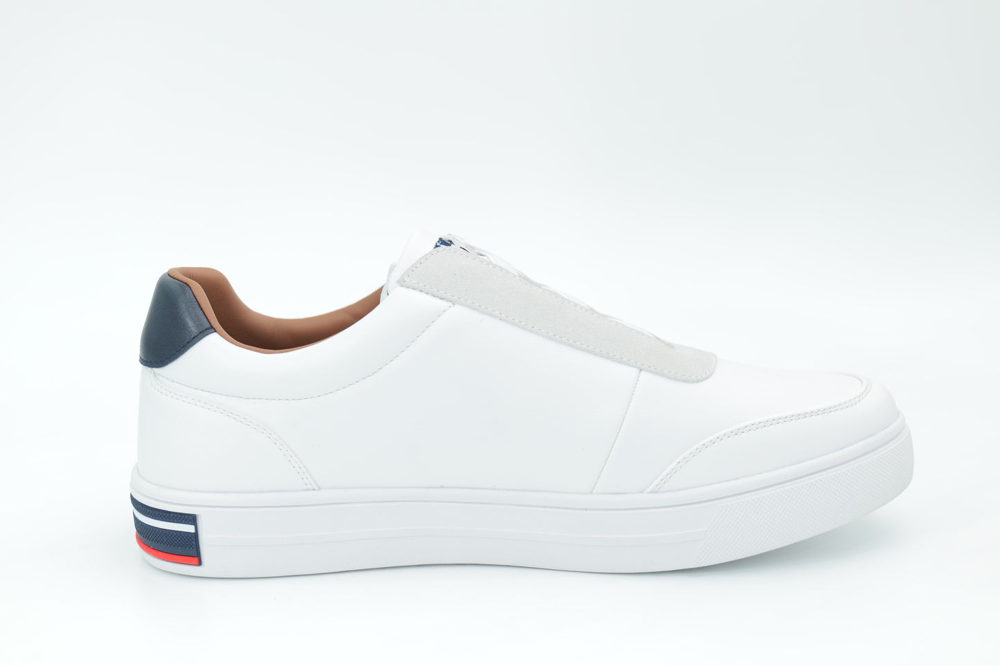 Casual sneakers