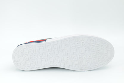 Casual sneakers