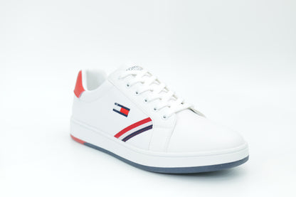 Casual sneakers