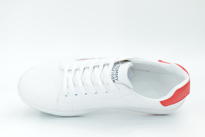 Casual sneakers