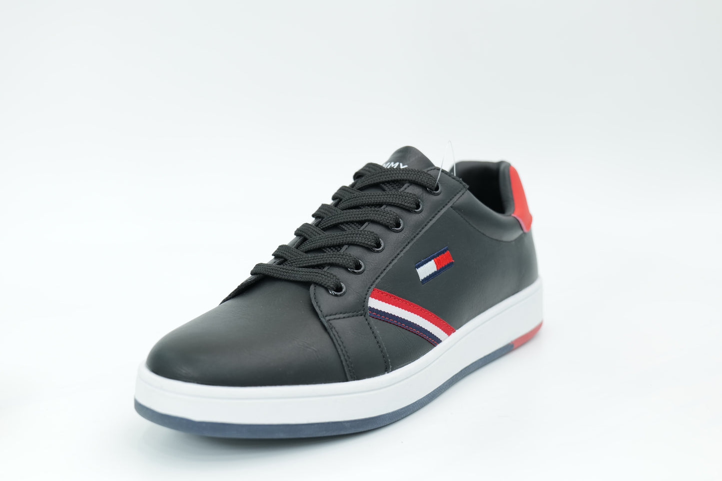 Casual sneakers