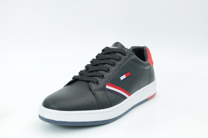 Casual sneakers