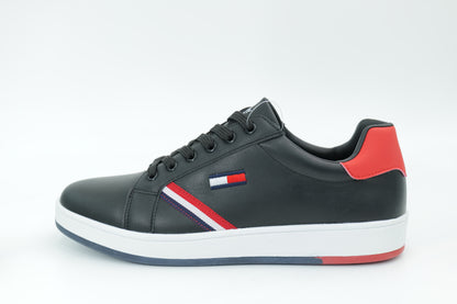 Casual sneakers