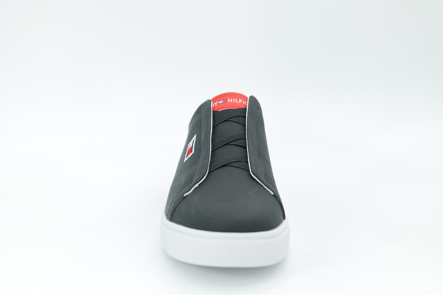 Casual sneakers