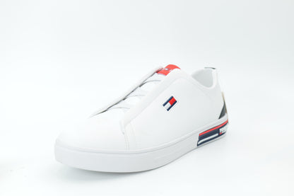 Casual sneakers