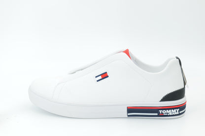 Casual sneakers