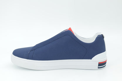 Casual sneakers