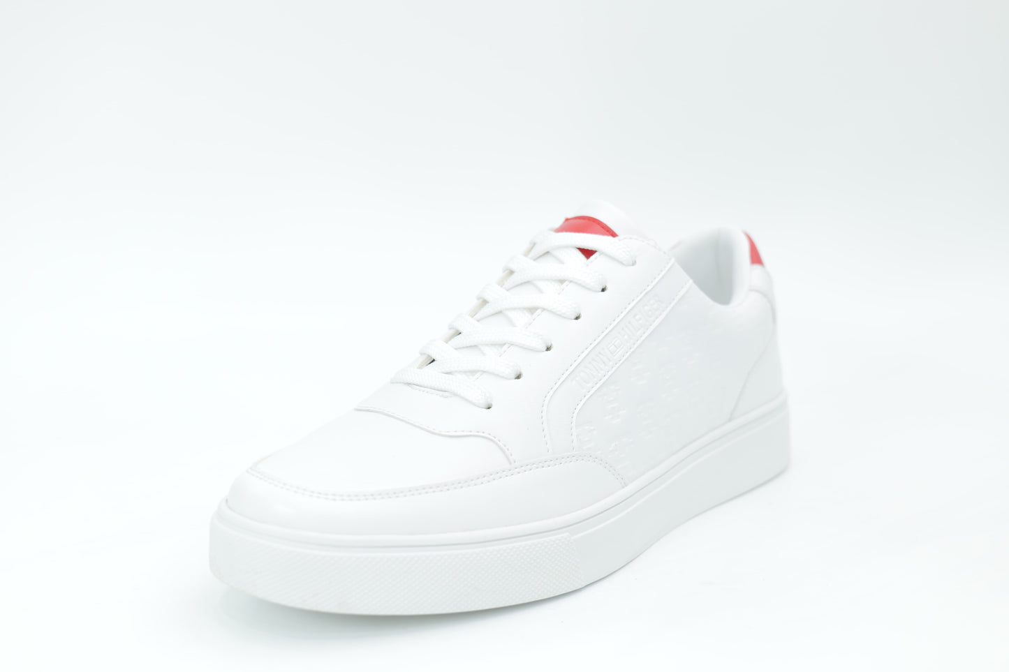 Casual sneakers