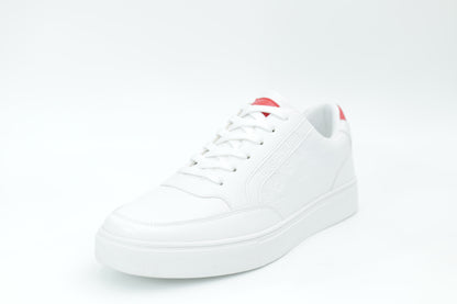 Casual sneakers