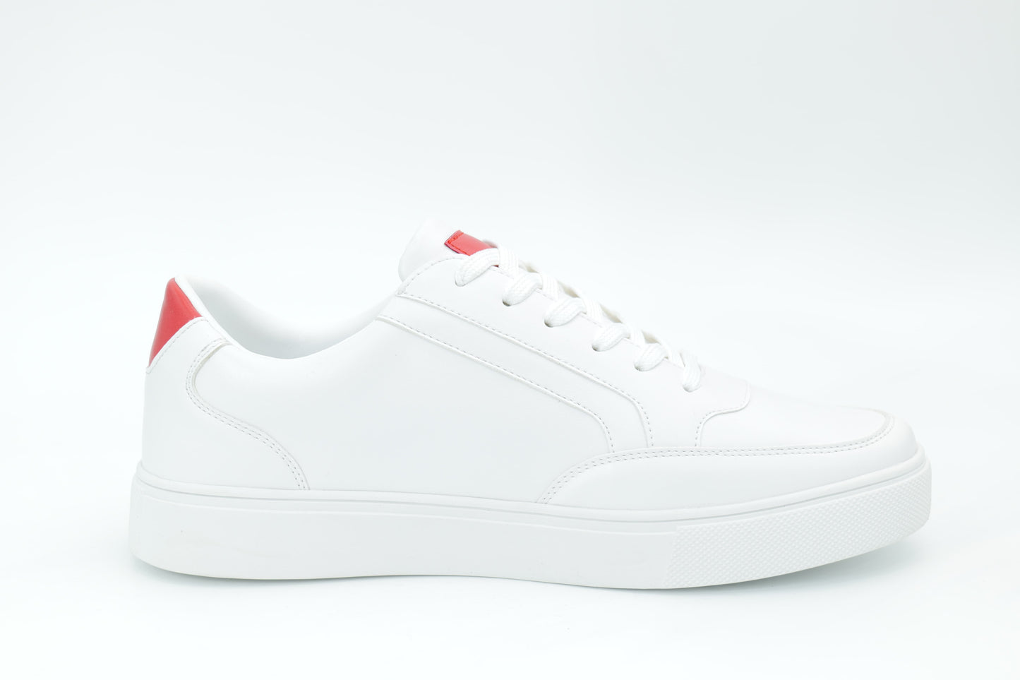 Casual sneakers