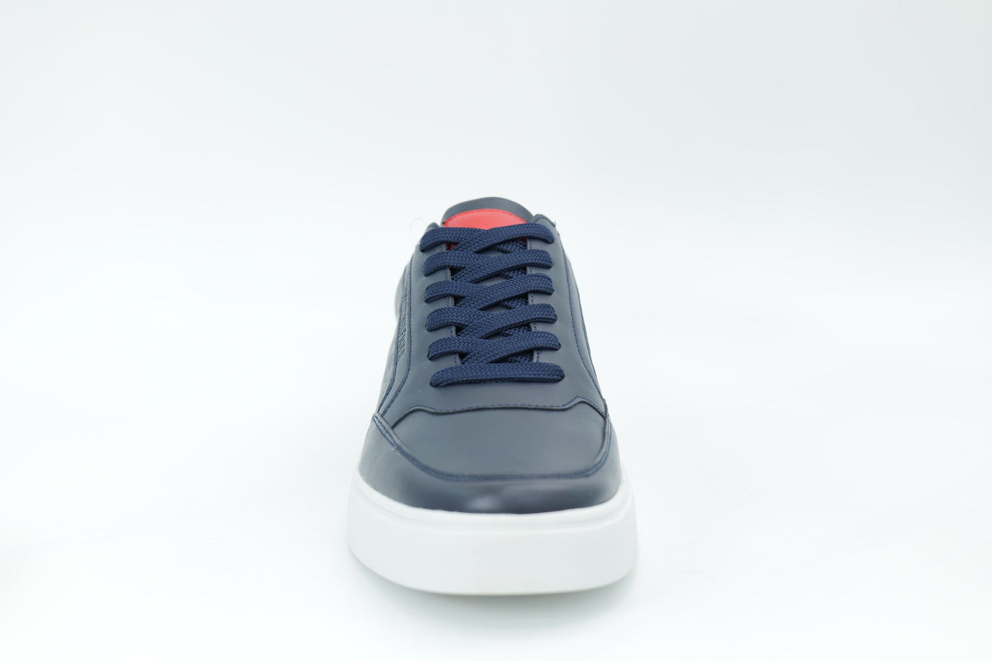 Casual sneakers