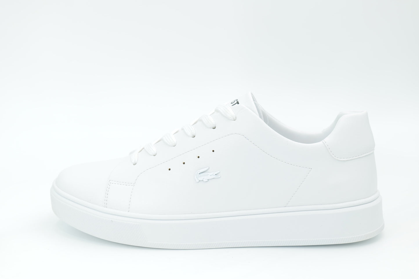 Casual sneakers